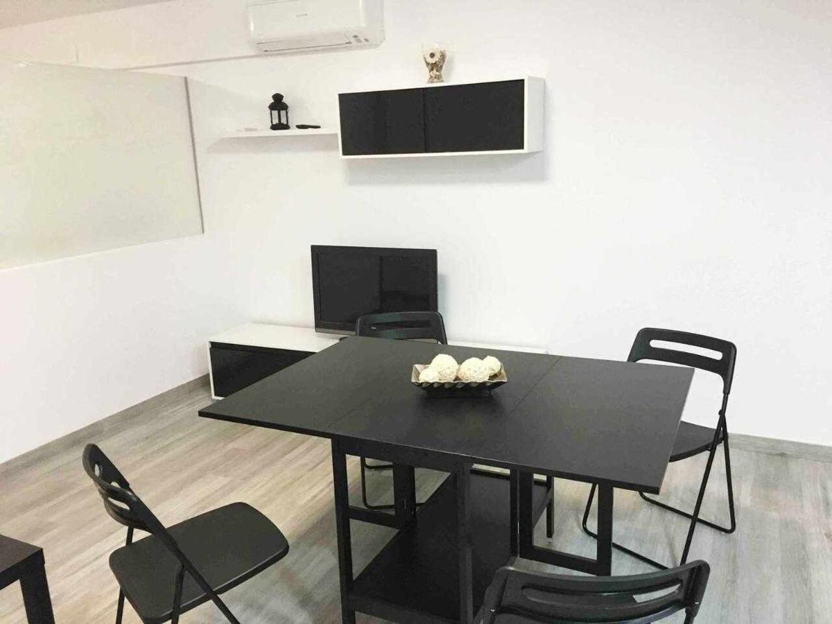 Apartment La Gavina Beach Barcelona Airport กาวา ภายนอก รูปภาพ